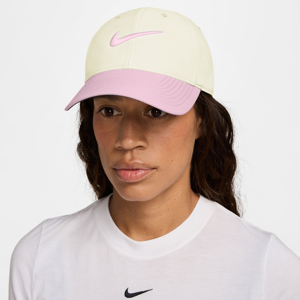 Nike Dri-FIT Club Structured Swoosh Cap in Sail/Pink Foam/Pink Foam