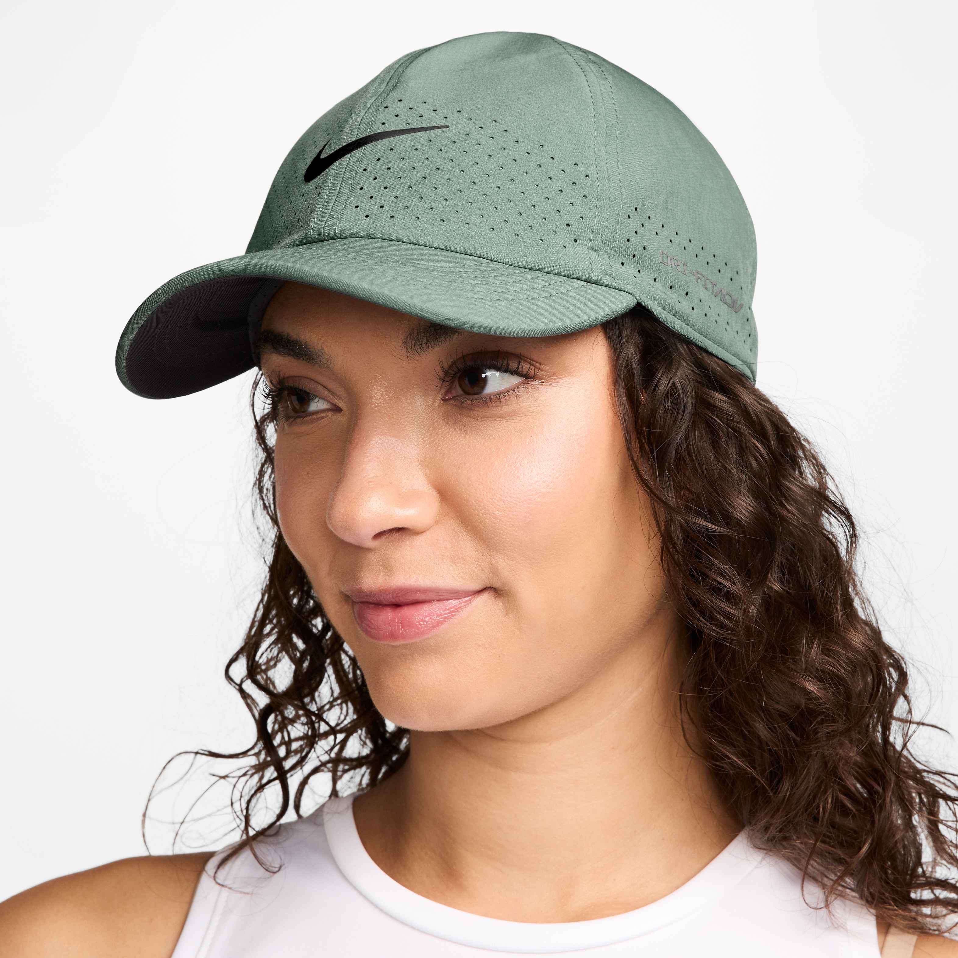 Nike Dri-FIT ADV Club Unstructured Tennis Cap in Steam/Black